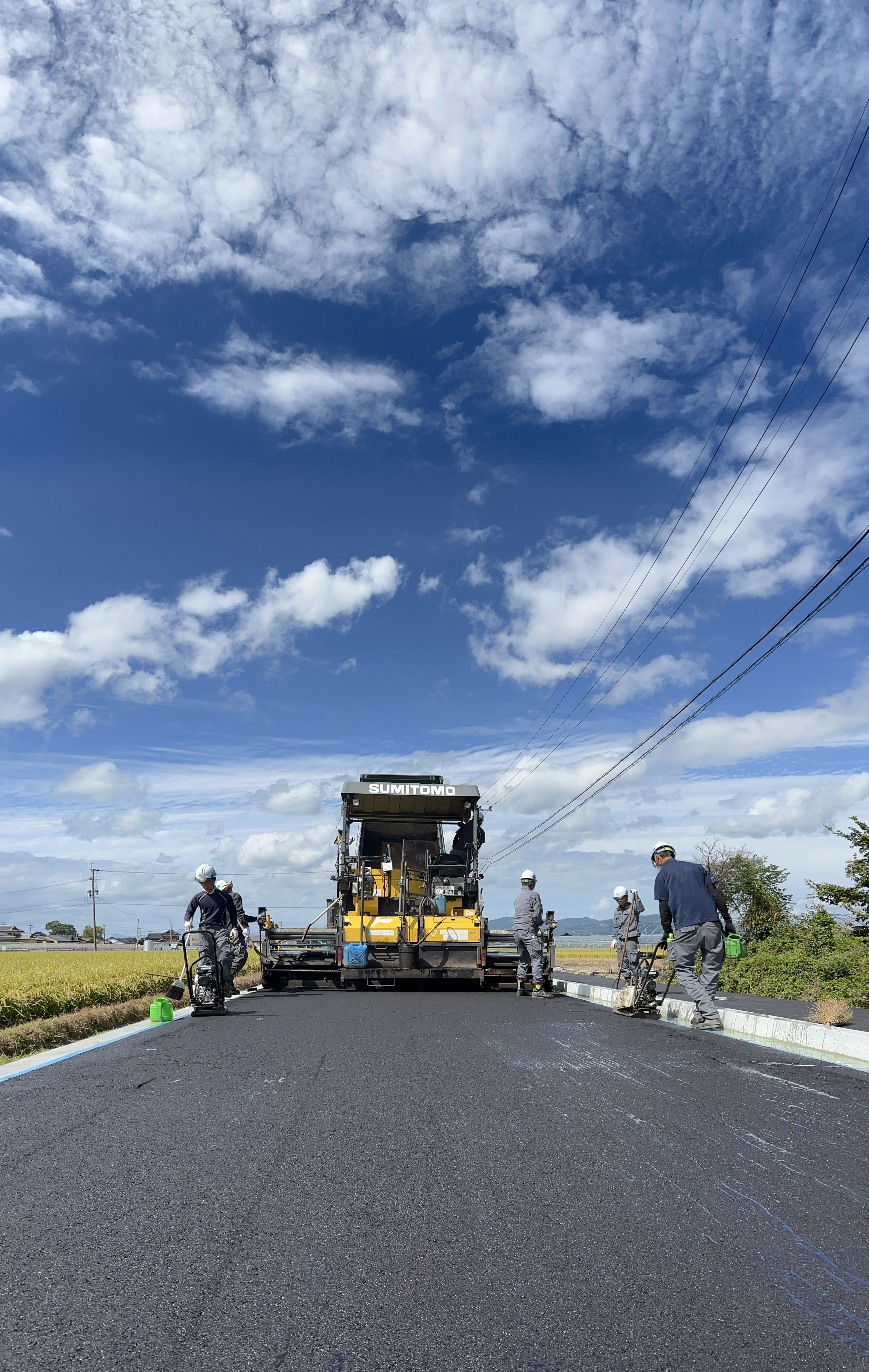 写真：アスファルト舗装